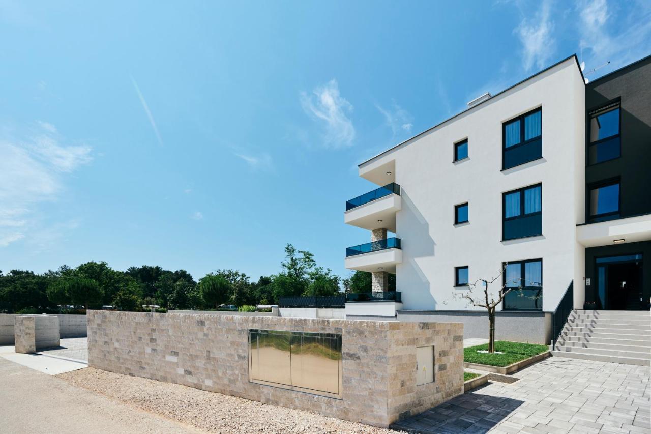Apartments San Maris 2 Умаг Экстерьер фото