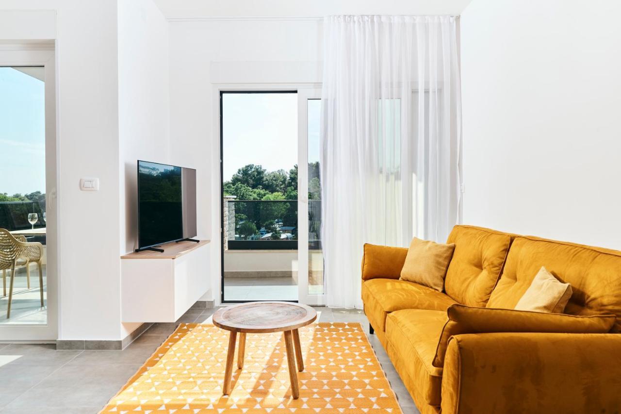 Apartments San Maris 2 Умаг Экстерьер фото